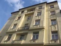 A Nagymezo street